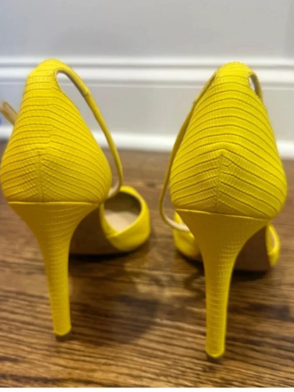 Jessica Simpson Women's Yellow Heels